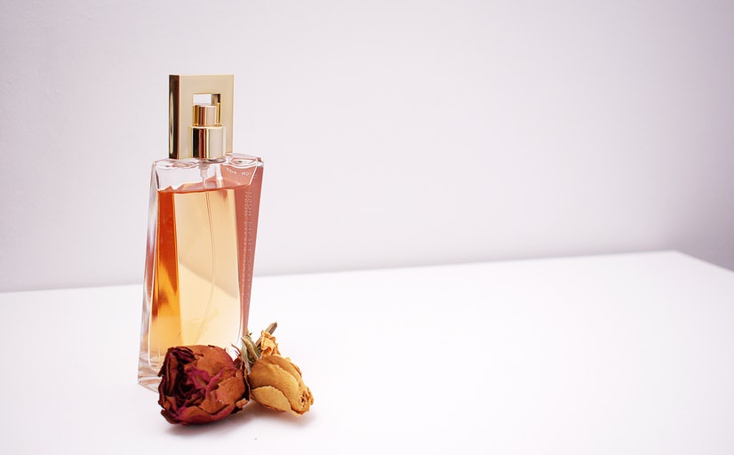 digital labeling perfumery russia